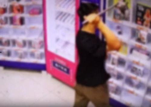 男子误入成人店视频,男子意外遭遇引发的深思